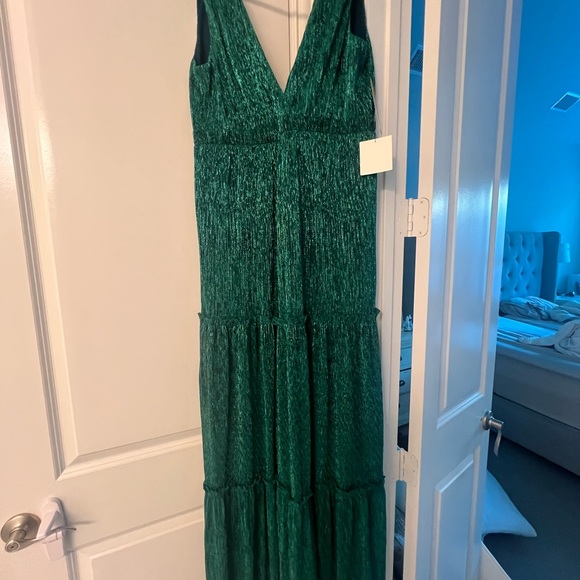 Lulu's Green Maxi Dress - Picture 5 of 10
